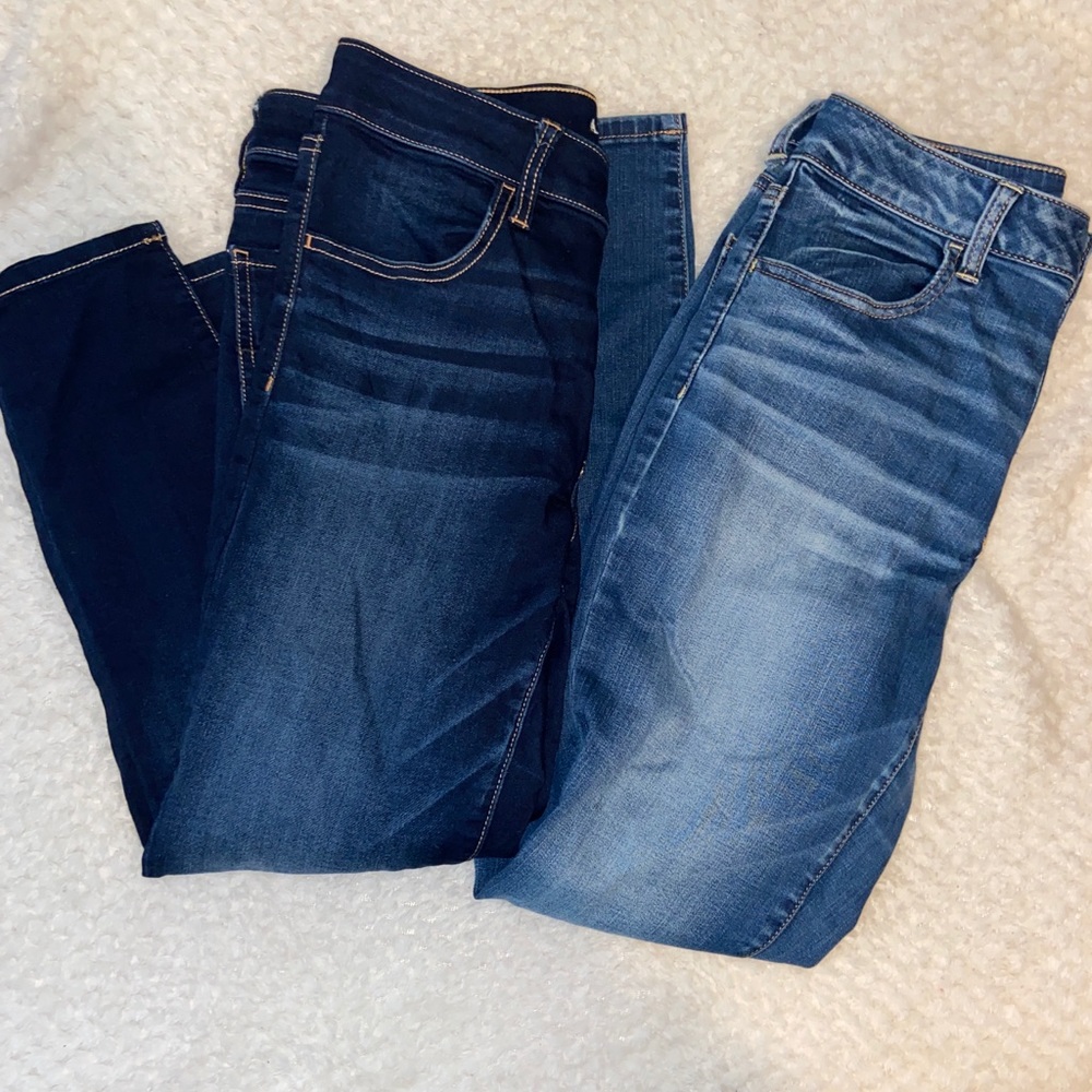 2 Pairs American Eagle Jeggings